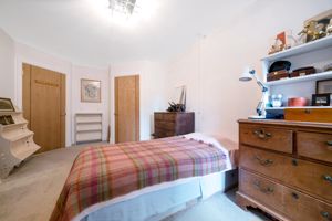 BEDROOM- click for photo gallery